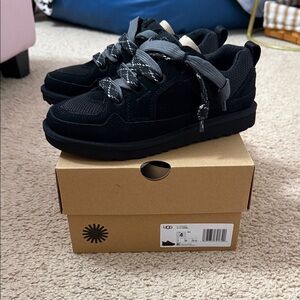 UGG Kids Sneakers in Black with Gray Laces